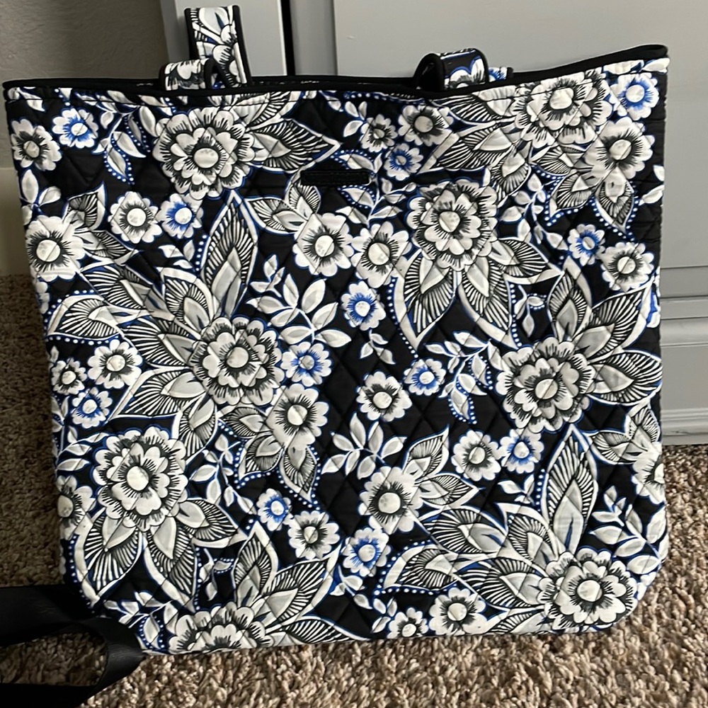 Vera Bradley tote